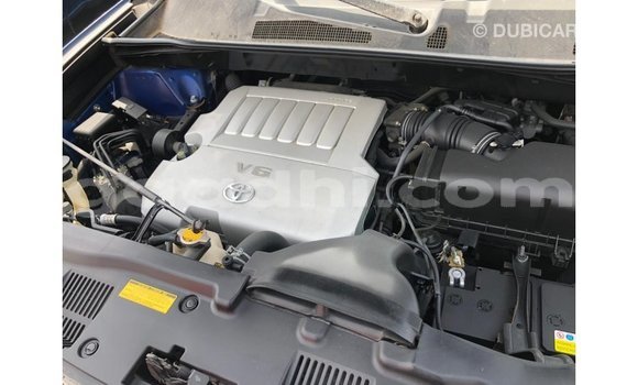 Acheter Import Voiture Toyota Highlander Bleu à Import - Dubai, Somalie Acheter Import Voiture Toyota Highlander Bleu à Import - Dubai, Somalie