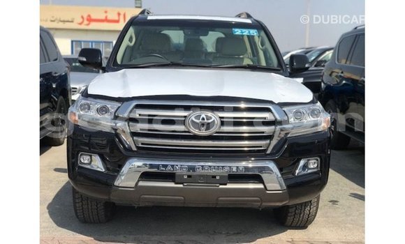 Nunua Imported Toyota Land Cruiser Nyeusi Gari ndani ya Import - Dubai nchini Somalia Nunua Imported Toyota Land Cruiser Nyeusi Gari ndani ya Import - Dubai nchini Somalia
