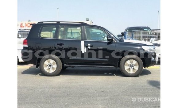 Nunua Imported Toyota Land Cruiser Nyeusi Gari ndani ya Import - Dubai nchini Somalia Nunua Imported Toyota Land Cruiser Nyeusi Gari ndani ya Import - Dubai nchini Somalia