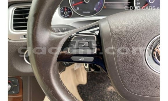 Acheter Import Voiture Volkswagen Touareg Autre à Import - Dubai, Somalie Acheter Import Voiture Volkswagen Touareg Autre à Import - Dubai, Somalie