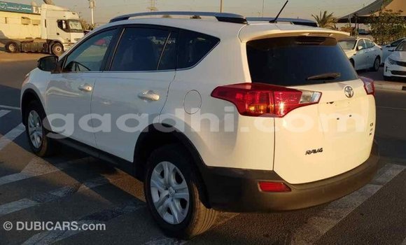 ይግዙ Imported Toyota RAV4 ነጭ መኪና በ Import - Dubai በ ሶማሊያ ይግዙ Imported Toyota RAV4 ነጭ መኪና በ Import - Dubai በ ሶማሊያ