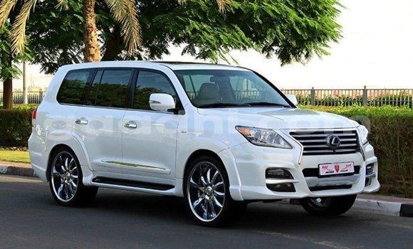 Buy Import Lexus LX White Car in Import - Dubai in Somalia