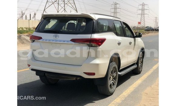 Buy Import Toyota Fortuner White Car in Import - Dubai in Somalia Buy Import Toyota Fortuner White Car in Import - Dubai in Somalia