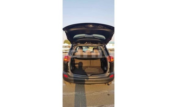 اشتري Imported Toyota RAV4 أسود سيارة في Import - Dubai في الصومال اشتري Imported Toyota RAV4 أسود سيارة في Import - Dubai في الصومال