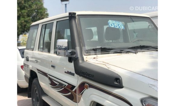 Nunua Imported Toyota Land Cruiser Nyingine Gari ndani ya Import - Dubai nchini Somalia Nunua Imported Toyota Land Cruiser Nyingine Gari ndani ya Import - Dubai nchini Somalia