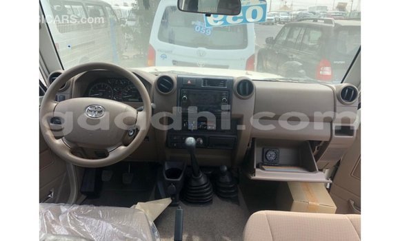 Nunua Imported Toyota Land Cruiser Nyingine Gari ndani ya Import - Dubai nchini Somalia Nunua Imported Toyota Land Cruiser Nyingine Gari ndani ya Import - Dubai nchini Somalia