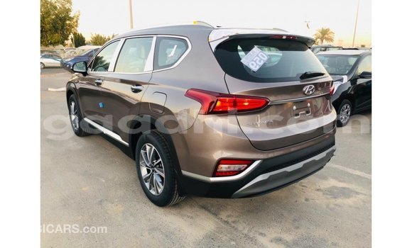 Imported Hyundai Santa Fe Brown Makiinaa iti Import - Dubai keessatti Somalia keessatti Imported Hyundai Santa Fe Brown Makiinaa iti Import - Dubai keessatti Somalia keessatti
