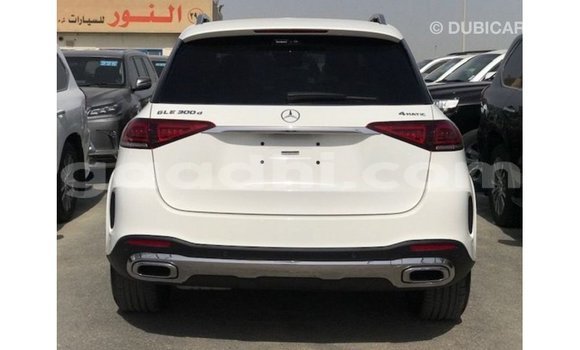 Acheter Import Voiture Mercedes-Benz GLE Blanc à Import - Dubai, Somalie Acheter Import Voiture Mercedes-Benz GLE Blanc à Import - Dubai, Somalie