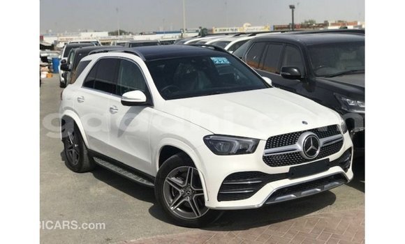 Acheter Import Voiture Mercedes-Benz GLE Blanc à Import - Dubai, Somalie Acheter Import Voiture Mercedes-Benz GLE Blanc à Import - Dubai, Somalie