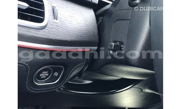 Acheter Import Voiture Mercedes-Benz GLE Blanc à Import - Dubai, Somalie Acheter Import Voiture Mercedes-Benz GLE Blanc à Import - Dubai, Somalie