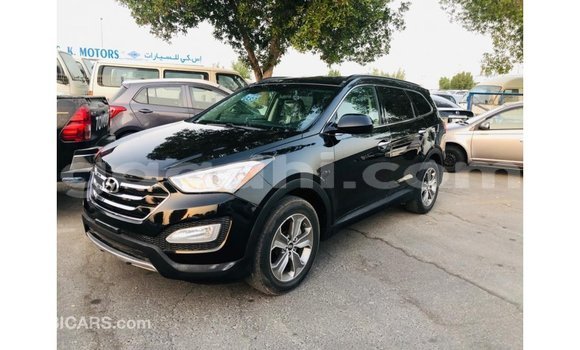Nunua Imported Hyundai Santa Fe Nyeusi Gari ndani ya Import - Dubai nchini Somalia Nunua Imported Hyundai Santa Fe Nyeusi Gari ndani ya Import - Dubai nchini Somalia