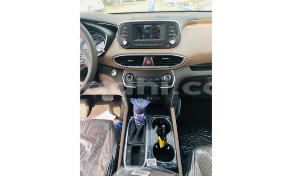 Nunua Imported Hyundai Santa Fe Kijani Gari ndani ya Import - Dubai nchini Somalia Nunua Imported Hyundai Santa Fe Kijani Gari ndani ya Import - Dubai nchini Somalia