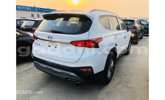Buy Import Hyundai Santa Fe White Car in Import - Dubai in Somalia Buy Import Hyundai Santa Fe White Car in Import - Dubai in Somalia
