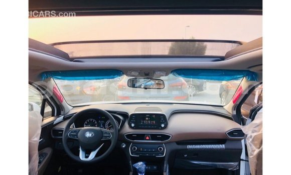 Buy Import Hyundai Santa Fe White Car in Import - Dubai in Somalia Buy Import Hyundai Santa Fe White Car in Import - Dubai in Somalia