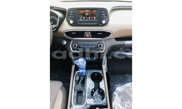 Buy Import Hyundai Santa Fe White Car in Import - Dubai in Somalia Buy Import Hyundai Santa Fe White Car in Import - Dubai in Somalia