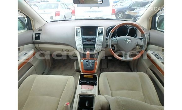 اشتري Imported Toyota Harrier أبيض سيارة في Import - Dubai في الصومال اشتري Imported Toyota Harrier أبيض سيارة في Import - Dubai في الصومال