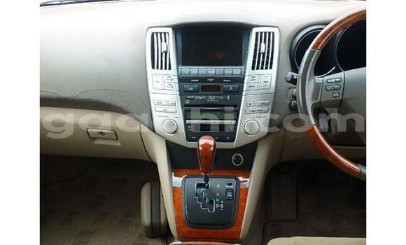 اشتري Imported Toyota Harrier أبيض سيارة في Import - Dubai في الصومال اشتري Imported Toyota Harrier أبيض سيارة في Import - Dubai في الصومال