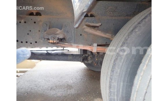 اشتري Imported Isuzu Rodeo أبيض سيارة في Import - Dubai في الصومال اشتري Imported Isuzu Rodeo أبيض سيارة في Import - Dubai في الصومال