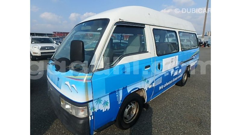 Big with watermark nissan caravan somalia import dubai 5370