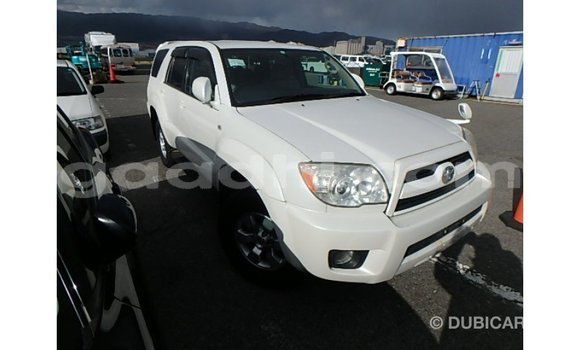 اشتري Imported Toyota Hilux أبيض سيارة في Import - Dubai في الصومال اشتري Imported Toyota Hilux أبيض سيارة في Import - Dubai في الصومال