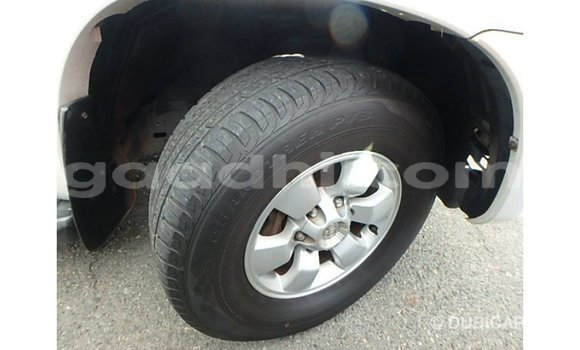 اشتري Imported Toyota Hilux أبيض سيارة في Import - Dubai في الصومال اشتري Imported Toyota Hilux أبيض سيارة في Import - Dubai في الصومال