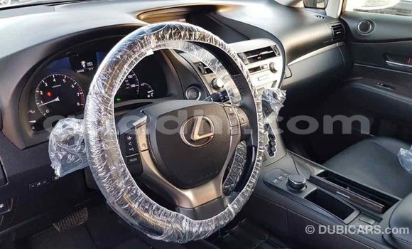 ይግዙ Imported Lexus RX 350 ነጭ መኪና በ Import - Dubai በ ሶማሊያ ይግዙ Imported Lexus RX 350 ነጭ መኪና በ Import - Dubai በ ሶማሊያ