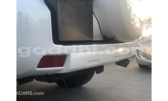اشتري Imported Toyota Prado أبيض سيارة في Import - Dubai في الصومال اشتري Imported Toyota Prado أبيض سيارة في Import - Dubai في الصومال
