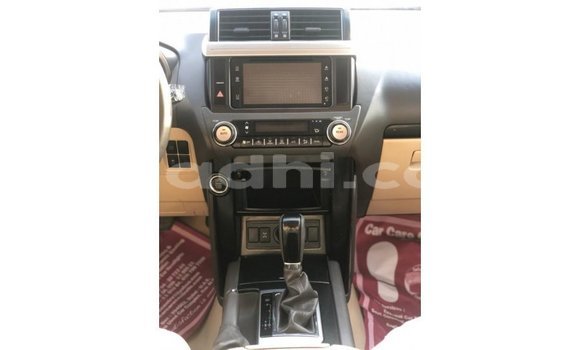 اشتري Imported Toyota Prado أبيض سيارة في Import - Dubai في الصومال اشتري Imported Toyota Prado أبيض سيارة في Import - Dubai في الصومال