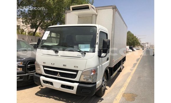 اشتري Imported Mitsubishi i أبيض سيارة في Import - Dubai في الصومال اشتري Imported Mitsubishi i أبيض سيارة في Import - Dubai في الصومال