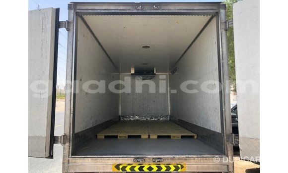 اشتري Imported Mitsubishi i أبيض سيارة في Import - Dubai في الصومال اشتري Imported Mitsubishi i أبيض سيارة في Import - Dubai في الصومال