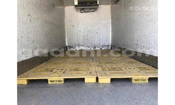 اشتري Imported Mitsubishi i أبيض سيارة في Import - Dubai في الصومال اشتري Imported Mitsubishi i أبيض سيارة في Import - Dubai في الصومال