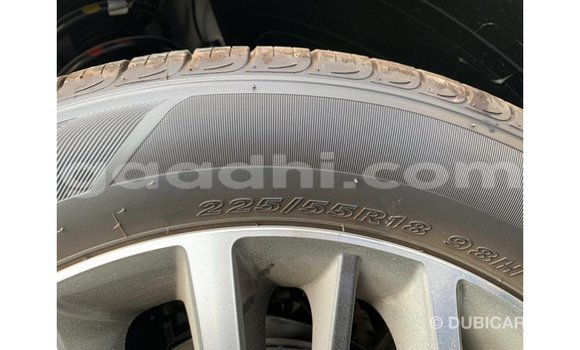 Nunua Imported Hyundai Tucson Nyeupe Gari ndani ya Import - Dubai nchini Somalia Nunua Imported Hyundai Tucson Nyeupe Gari ndani ya Import - Dubai nchini Somalia