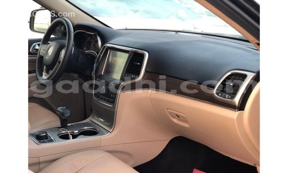 Nunua Imported Jeep Grand Cherokee Nyeusi Gari ndani ya Import - Dubai nchini Somalia Nunua Imported Jeep Grand Cherokee Nyeusi Gari ndani ya Import - Dubai nchini Somalia