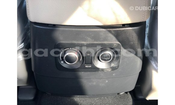 Acheter Import Voiture Mitsubishi Pajero Noir à Import - Dubai, Somalie Acheter Import Voiture Mitsubishi Pajero Noir à Import - Dubai, Somalie