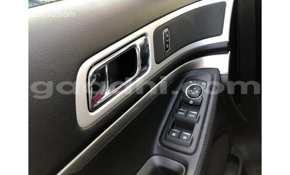 Imported Ford Explorer Blue Makiinaa iti Import - Dubai keessatti Somalia keessatti Imported Ford Explorer Blue Makiinaa iti Import - Dubai keessatti Somalia keessatti