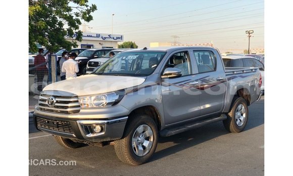 اشتري Imported Toyota Hilux آخر سيارة في Import - Dubai في الصومال اشتري Imported Toyota Hilux آخر سيارة في Import - Dubai في الصومال