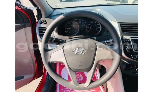 Imported Hyundai Accent Red Makiinaa iti Import - Dubai keessatti Somalia keessatti Imported Hyundai Accent Red Makiinaa iti Import - Dubai keessatti Somalia keessatti