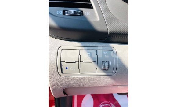 Imported Hyundai Accent Red Makiinaa iti Import - Dubai keessatti Somalia keessatti Imported Hyundai Accent Red Makiinaa iti Import - Dubai keessatti Somalia keessatti