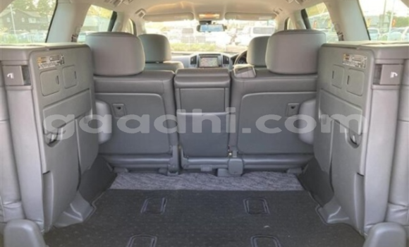 Buy Used Toyota Land Cruiser White Car in Mogadishu in Somalia Buy Used Toyota Land Cruiser White Car in Mogadishu in Somalia