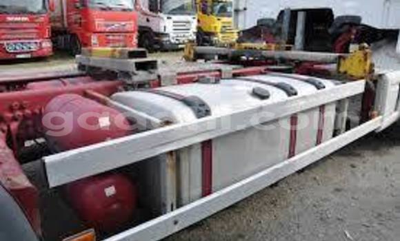 ይግዙ ያገለገለ Scania R420 ነጭ የጭነት መኪና በ ሐርጌሳ በ ሶማሊላንድ ይግዙ ያገለገለ Scania R420 ነጭ የጭነት መኪና በ ሐርጌሳ በ ሶማሊላንድ