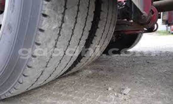 ይግዙ ያገለገለ Scania R420 ነጭ የጭነት መኪና በ ሐርጌሳ በ ሶማሊላንድ ይግዙ ያገለገለ Scania R420 ነጭ የጭነት መኪና በ ሐርጌሳ በ ሶማሊላንድ