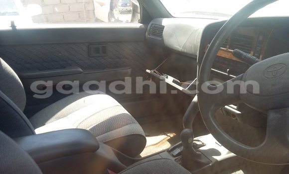 Acheter Occasion Voiture Toyota Surf Rouge à Hargeysa, Somaliland Acheter Occasion Voiture Toyota Surf Rouge à Hargeysa, Somaliland