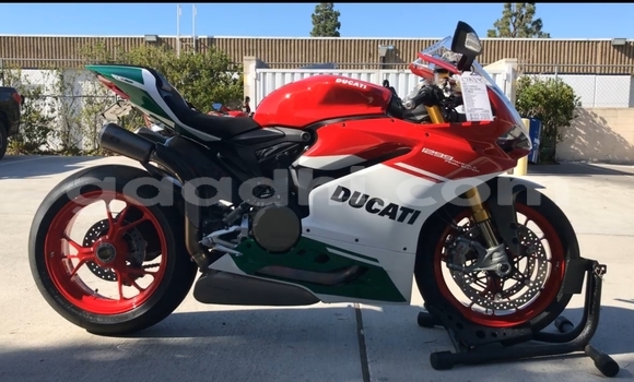 Buy Used Ducati Panigale Red Bike in Bal'ad in Hiran Buy Used Ducati Panigale Red Bike in Bal'ad in Hiran