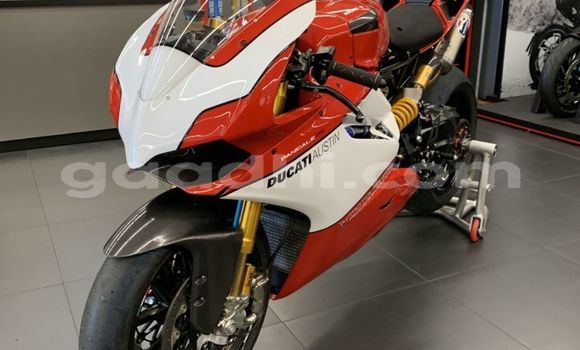 اشتري جديد Ducati 1198 أحمر دراجة نارية في Bandarmu'ayo في باري اشتري جديد Ducati 1198 أحمر دراجة نارية في Bandarmu'ayo في باري