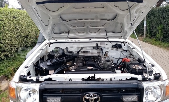 Nunua Ilio tumika Toyota Land Cruiser Nyingine Gari ndani ya Mogadishu nchini Somalia Nunua Ilio tumika Toyota Land Cruiser Nyingine Gari ndani ya Mogadishu nchini Somalia