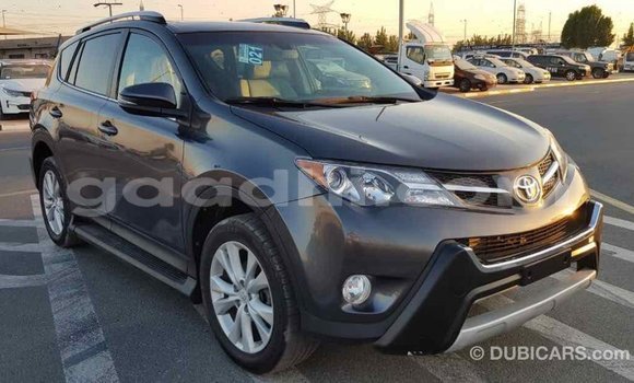 اشتري Imported Toyota RAV4 آخر سيارة في Import - Dubai في الصومال اشتري Imported Toyota RAV4 آخر سيارة في Import - Dubai في الصومال