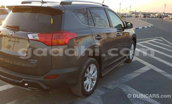 اشتري Imported Toyota RAV4 آخر سيارة في Import - Dubai في الصومال اشتري Imported Toyota RAV4 آخر سيارة في Import - Dubai في الصومال