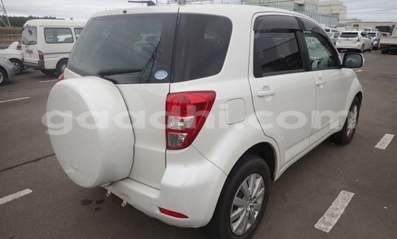 Buy Used Toyota Rush White Car in Import - Dubai in Somalia Buy Used Toyota Rush White Car in Import - Dubai in Somalia