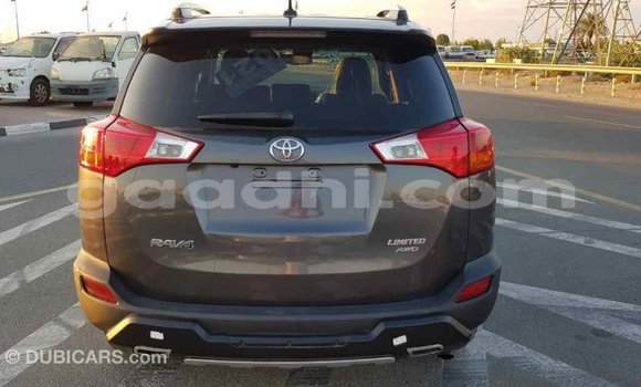 اشتري Imported Toyota RAV4 آخر سيارة في Import - Dubai في الصومال اشتري Imported Toyota RAV4 آخر سيارة في Import - Dubai في الصومال