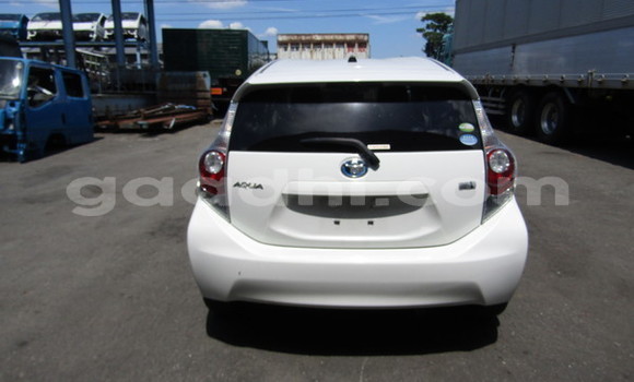 Buy Used Toyota Aqua White Car in Import - Dubai in Somalia Buy Used Toyota Aqua White Car in Import - Dubai in Somalia